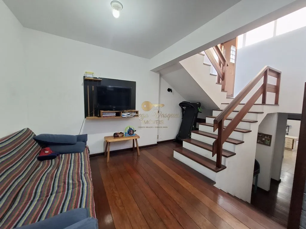 Imagem Casa para Venda em Teresópolis / RJ no bairro Várzea