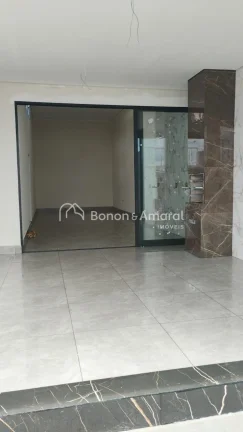Imagem Esta é a casa dos seus sonhos! Uma linda propriedade finalizada em março 2025, ideal para quem bus...