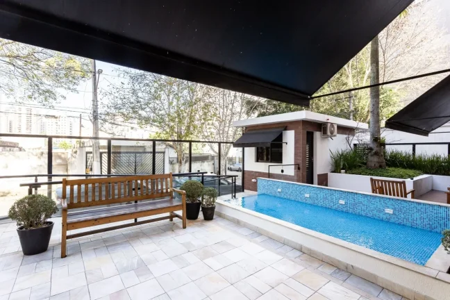Imagem Apartamento 31M² Reformado, 1Q, 1 Banheiro, 1 Vaga, Piscina, Piscina Aquecida, Academia, Churrasqueira, Quadra, Salão de Festas e Jogos, Playground.