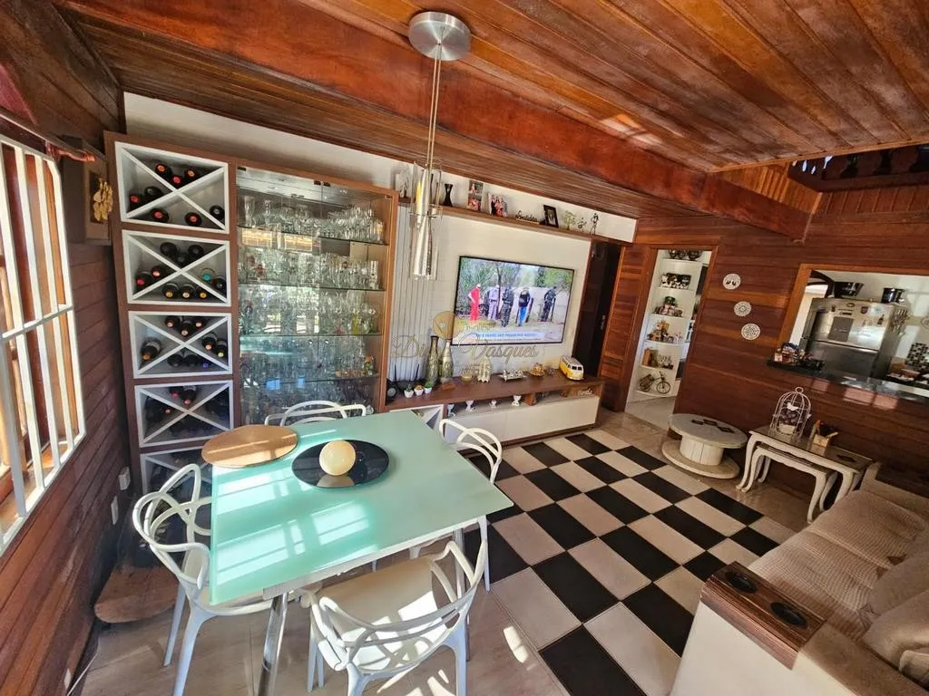 Imagem Casa em Condomínio para Venda em Teresópolis / RJ no bairro Tijuca