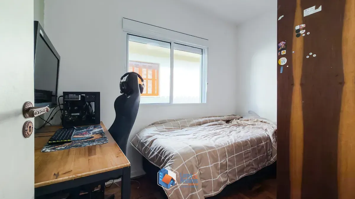 Imagem Sobrado para venda em Jaguaré com 3 quartos, sendo 1 suíte, 171m²
