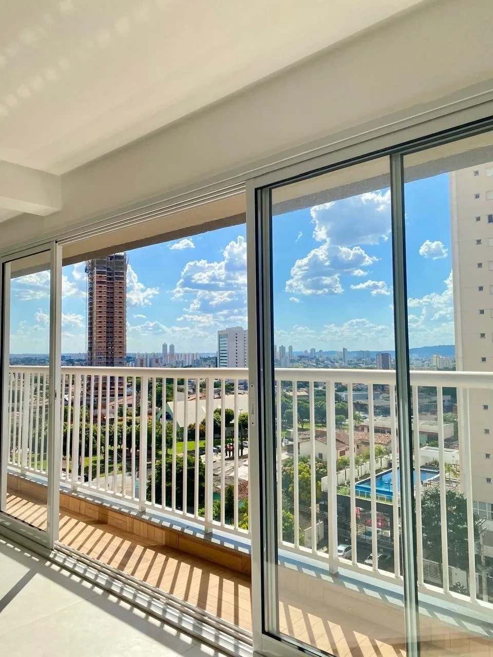 Imagem Apartamento com 3 Quartos à Venda, 130 m² em Jardim América - Goiânia