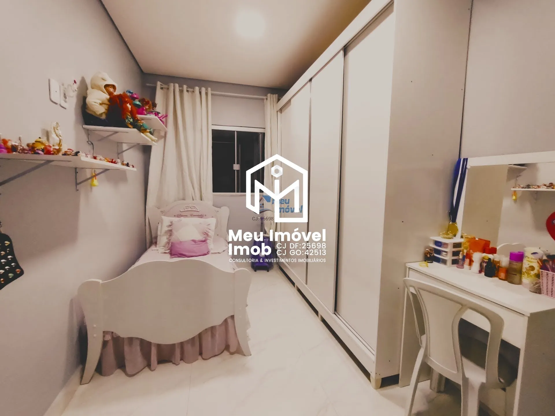 Imagem Casa 3 Quartos 3 Suítes 1 Vaga 135m² Área de Serviço