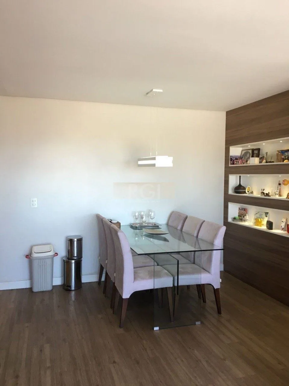 Imagem Apartamento para Venda - 82.28m², 2 dormitórios, sendo 1 suite, 2 vagas - Jardim Lindóia
