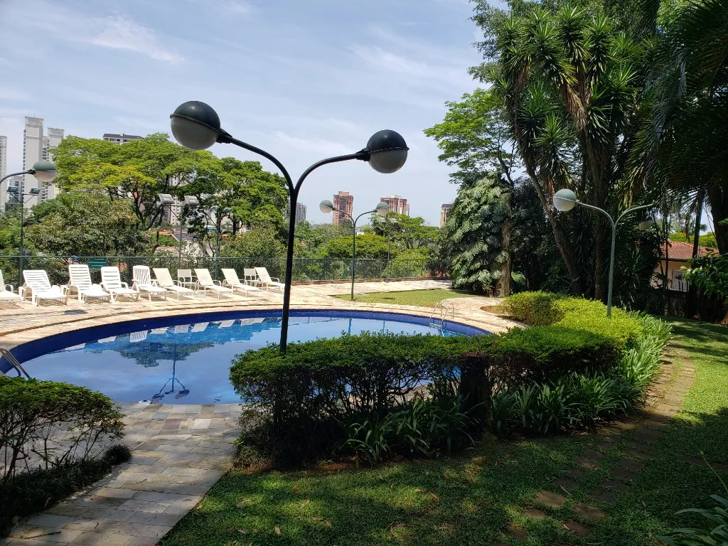 Imagem Aluguel de Apartamento de Luxo com 3 Suítes em Santo Amaro, São Paulo - Condomínio Edifício Villa Verde