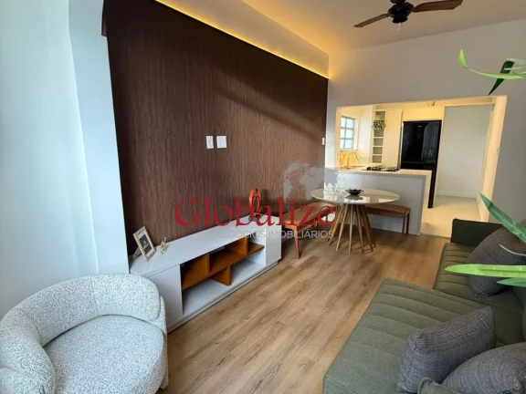 Imagem Apartameno à venda com 65m², 2 quartos, 1 suíte, frente mar, 1 vaga por R$885.000,00 no José Menino em Santos