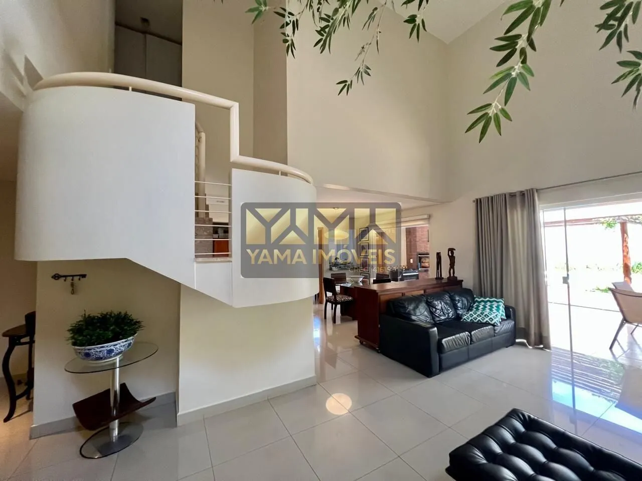Imagem Condomínio Quinta do Golfe - Casa Térrea de Alto Padrão 4 Suítes no Quinta do Golfe | Varanda Gourmet e Fotovoltaica