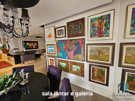 Imagem Apartamento mobiliado e decorado, com 325 m2 de área privativa, 4 quartos (2 suítes), 3 vagas Florianópolis SC