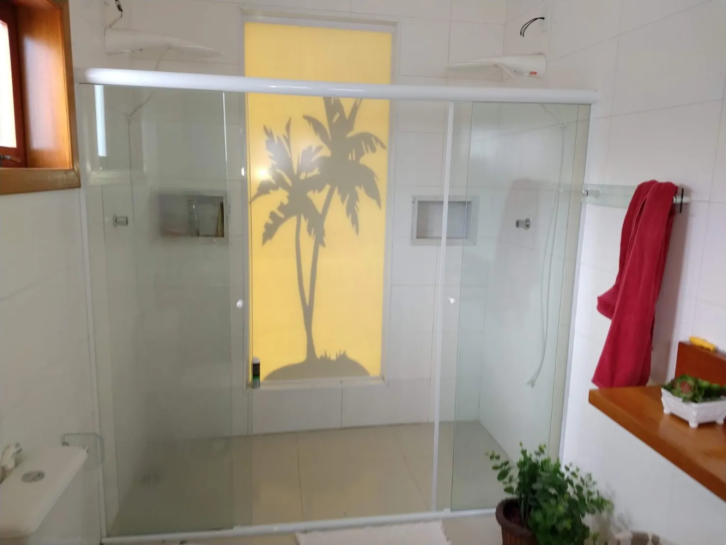 Imagem Chácara à venda 4 Quartos, 4 Suites, 12 Vagas, 2300M², Bonsucesso, Pindamonhangaba - SP
