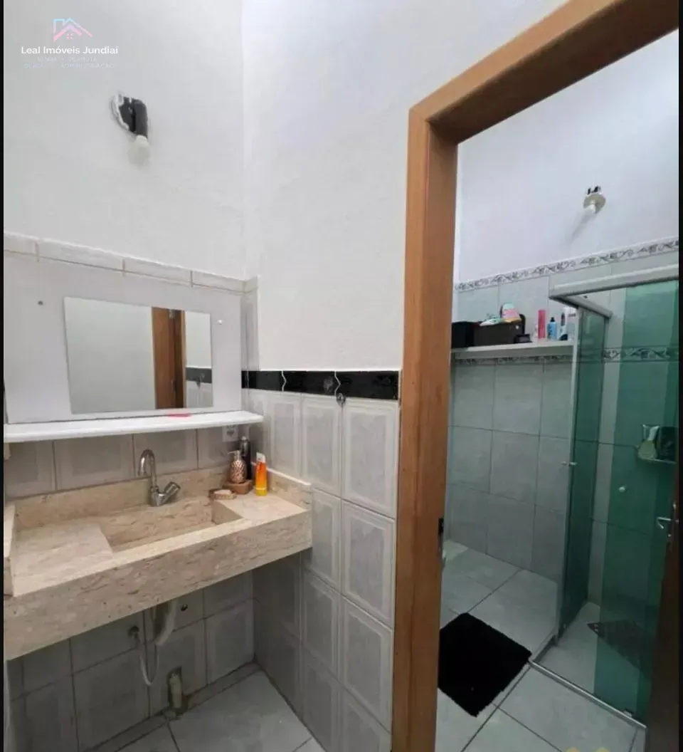 Imagem Casa à venda - Área útil 154 m2 com 3 dormitórios sendo 1 suíte - 3 vagas - Jardim Bonfiglioli - Jun