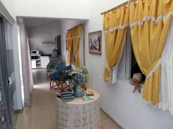 Imagem CASA 3 DORMITORIOS COM PISCINA