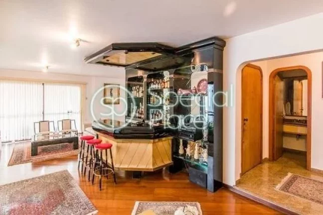 Imagem Ótimo apartamento com 293m² no Jardim Paulista. Amplo living com varandas, lavabo, 04 dormitórios...