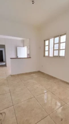Imagem Conheça nossa casa geminada com 2 dormitórios, sendo 1 suíte, sala,cozinha e área de serviço. Perfeita para quem busca conforto e praticidade. Á venda Imobiliaria Consulte Imoveis.