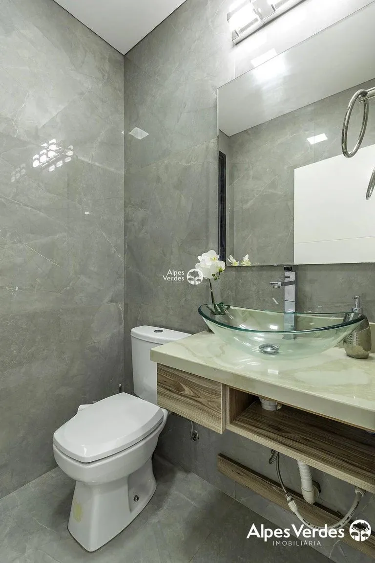 Imagem Vende-se maravilhosa casa dentro de condominio fechado de sitios em Viamão