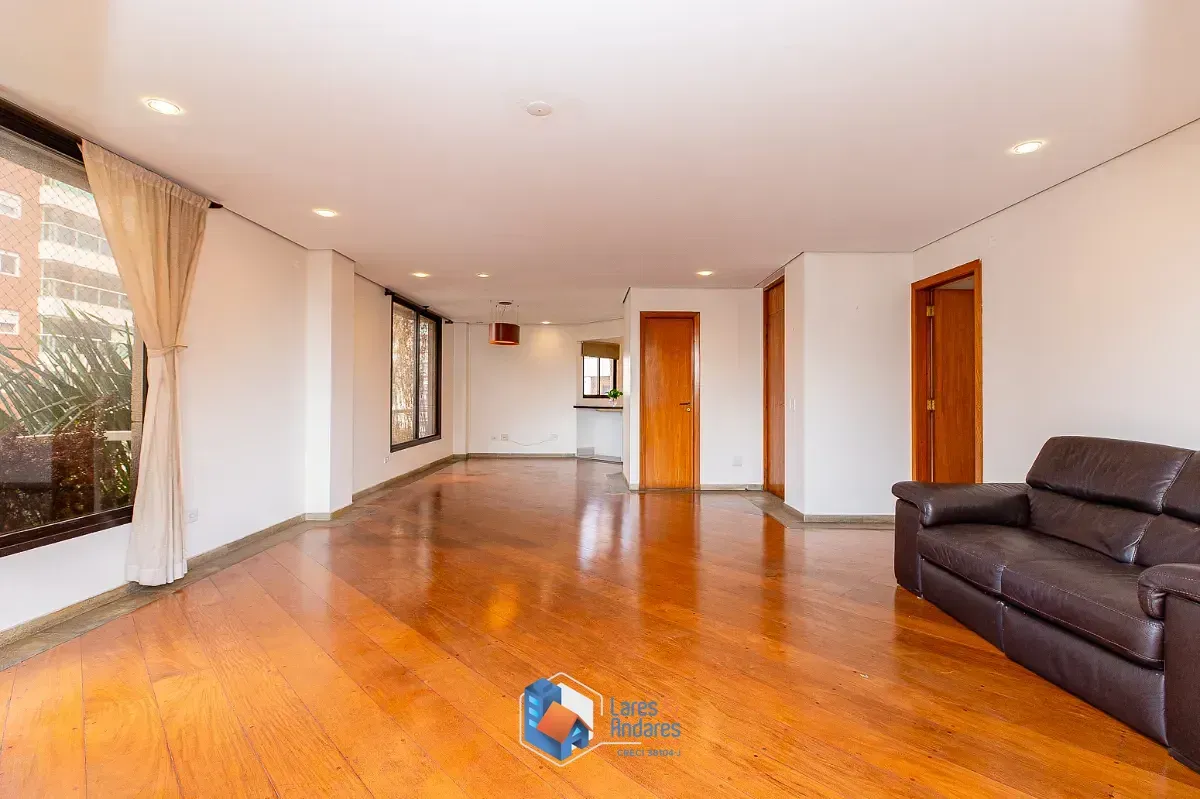 Imagem Apartamento para venda em Brooklin com 4 quartos, sendo 2 suítes, 200m²