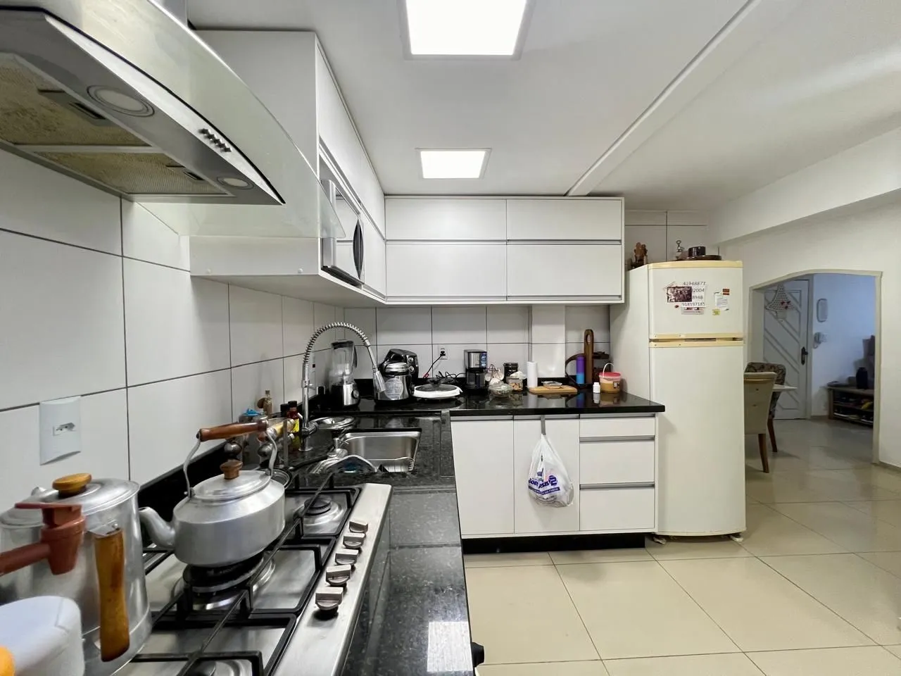 Imagem Apartamento térreo 3 quartos, a 500m do Iguatemi - Baixo condomínio!