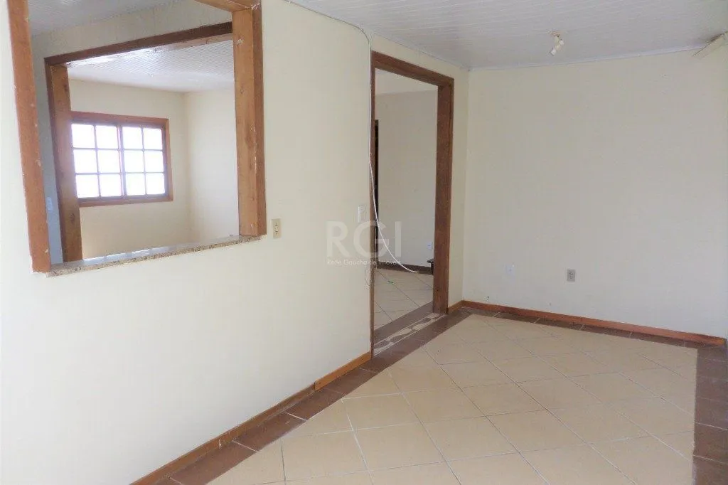 Imagem Casa na Hípica com 3 dormitórios e 2 vagas