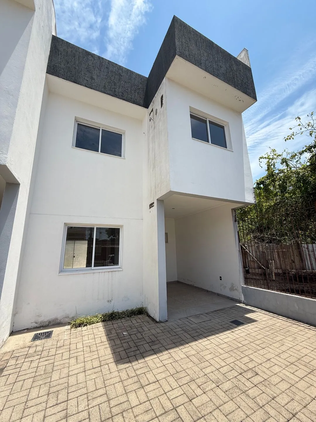 Imagem Casa à venda em Porto Alegre, Camaquã, com 3 quartos, 230m2