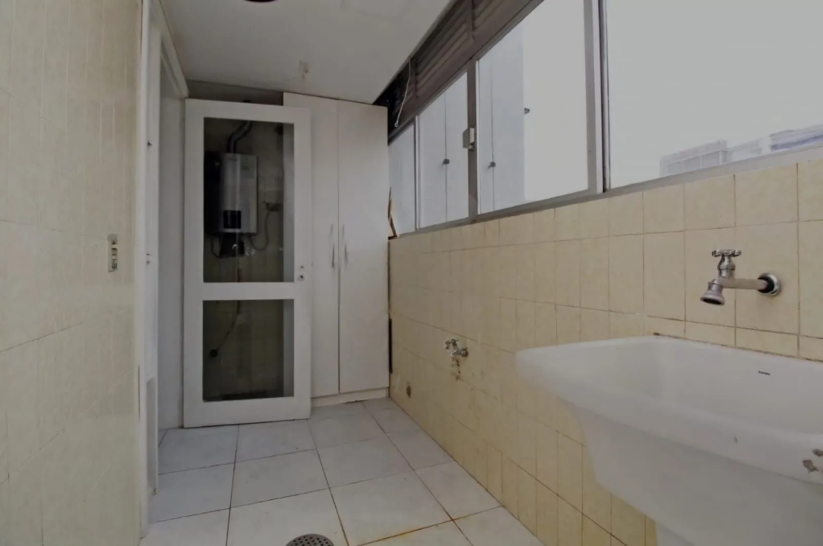 Imagem Apartamento de Alto Padrão no Moinhos de Vento: 121m² de Conforto e Luxo!