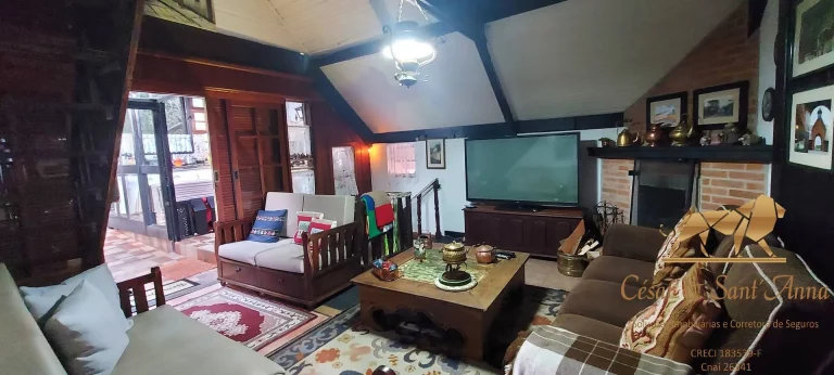 Imagem Locação de Casa com Potencial para Pousada/Guest House em Campos do Jordão