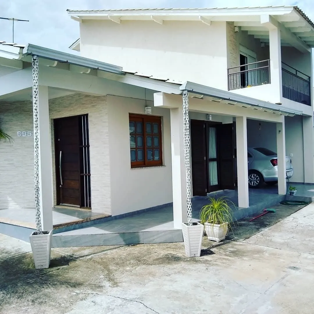 Imagem Casa Sobrado Com Excelente localização