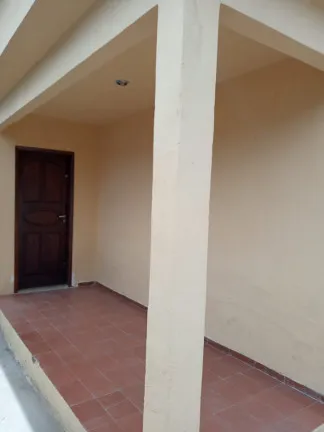 Imagem Casa com 2 Quartos à Venda, 50 m² em São Pedro - Teresópolis