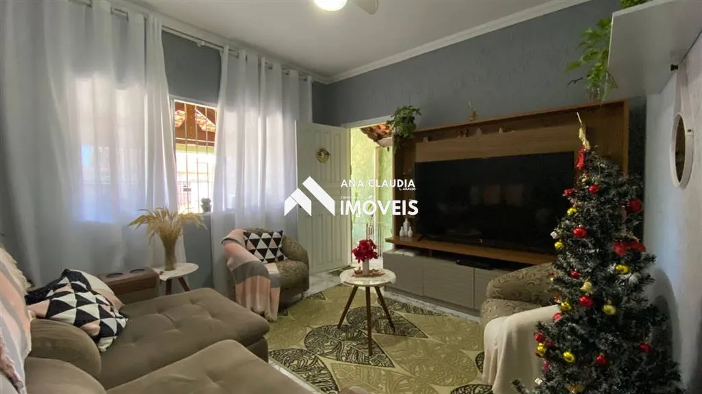 Imagem Casa a venda bem localizada em Mongaguá