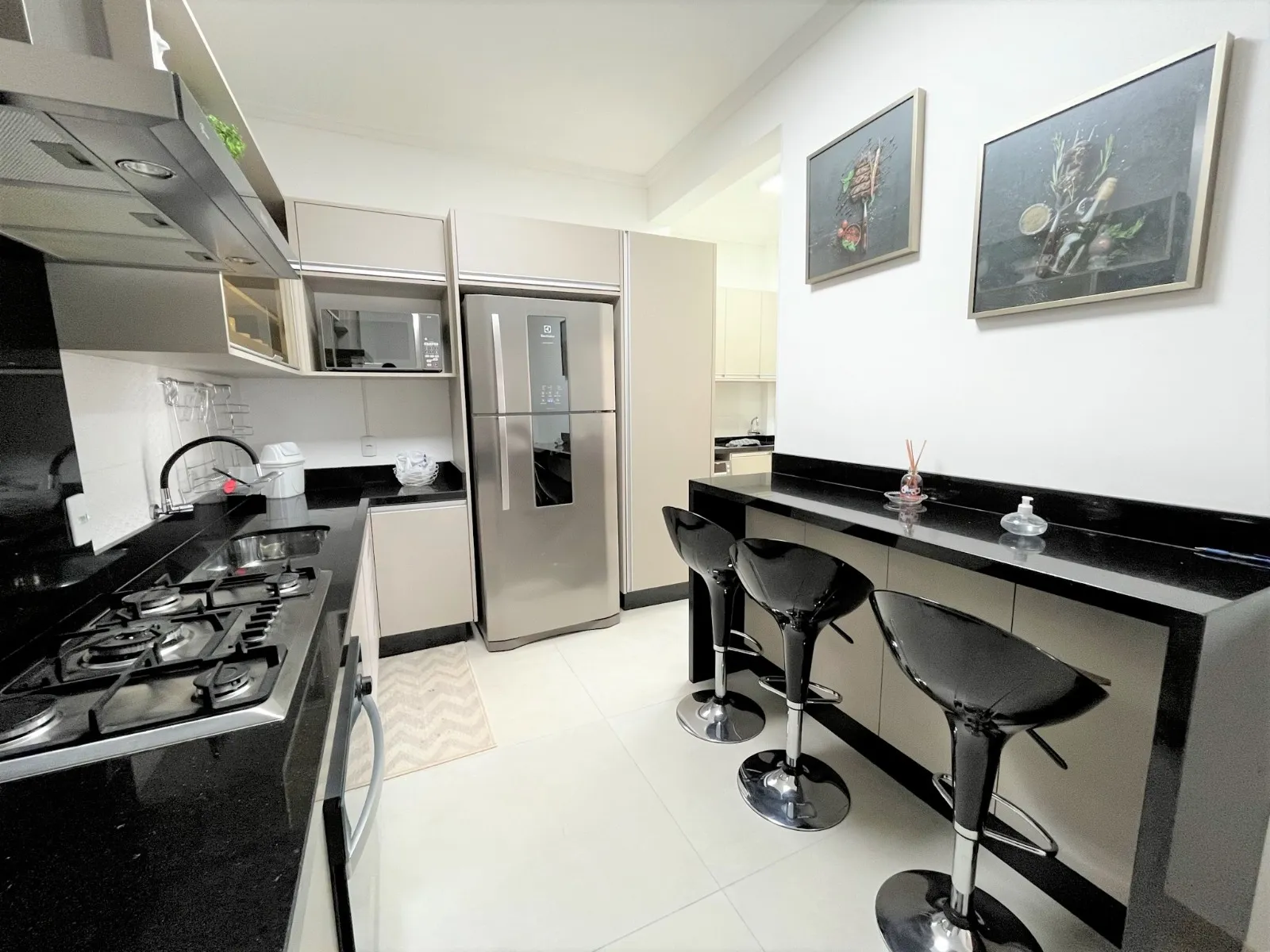Imagem Apartamento à venda com 165m2 por R$ 1.748.107,00