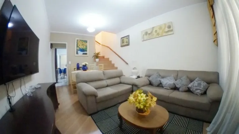 Foto do imóvel Sobrado com 2 Quartos à Venda, 113 m² em Vila São Vicente - São Paulo