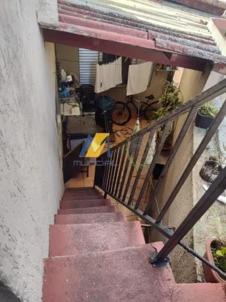 Imagem Sobrado à Venda em Excelente Localização - Oportunidade Única!