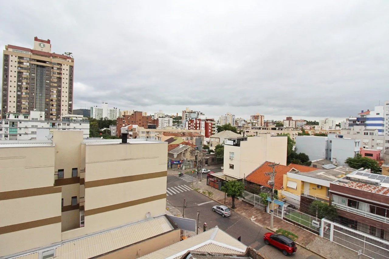 Imagem Apartamento de três dormitórios, suíte e uma vaga de garagem no bairro Santana