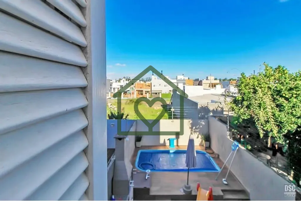 Imagem Encantador Sobrado com Vista para a Natureza na Zona Sul Completo e Pronto para Morar! Descubra o pr...