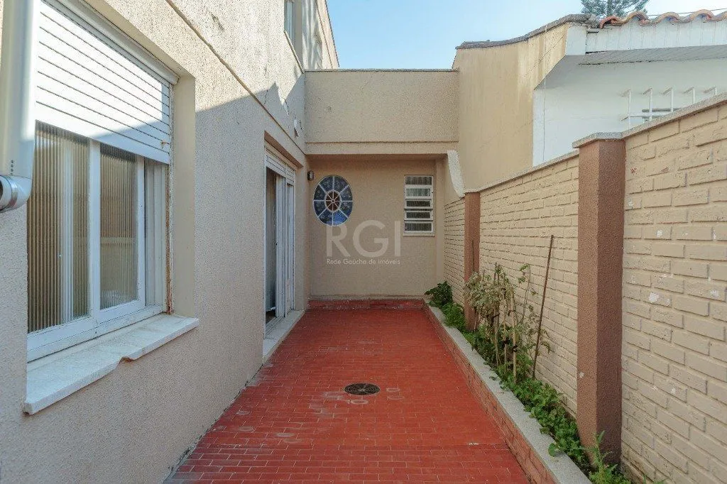 Imagem Casa a venda com 400m², bairro, Teresópolis