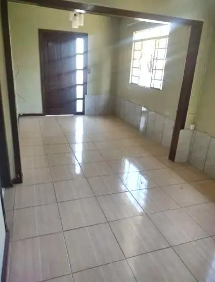 Imagem Casa no Sarandi de 2 dormitórios e pátio