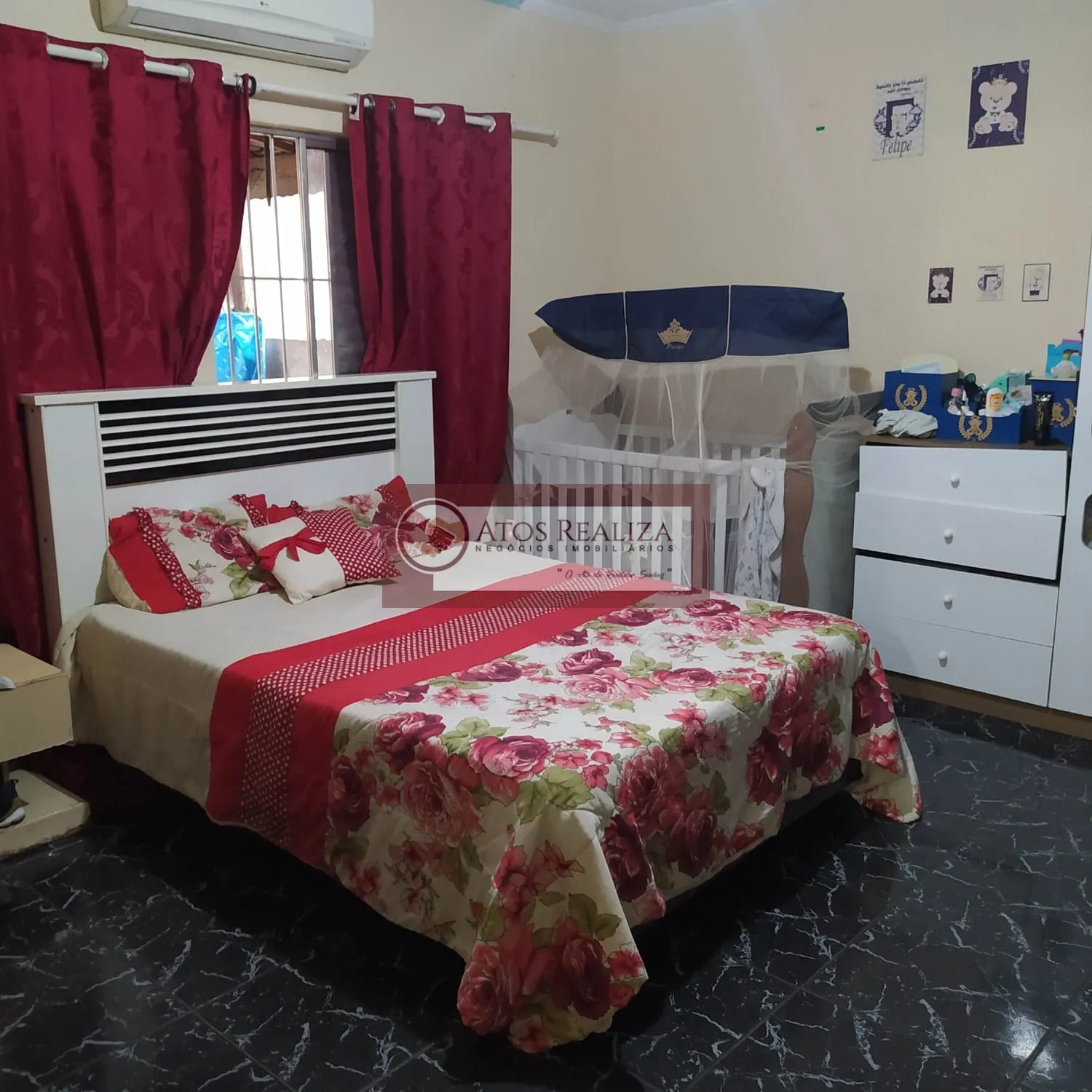 Imagem Vendo Oportunidades no Jardim Itatiaia - São Paulo: 3 dormitórios, 2 banheiros, sacada, quintal, 3 vagas, por R$190.000, Apenas venda, (Aceita carro como parte do pagamento)