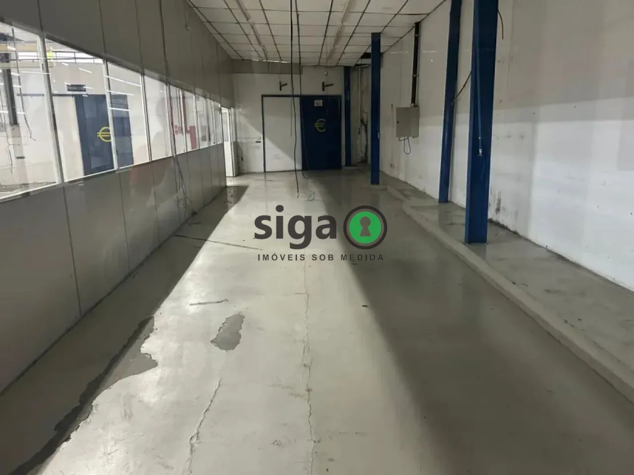 Imagem Galpão! Prédio Comercial para Locação - Localização Estratégica ZC