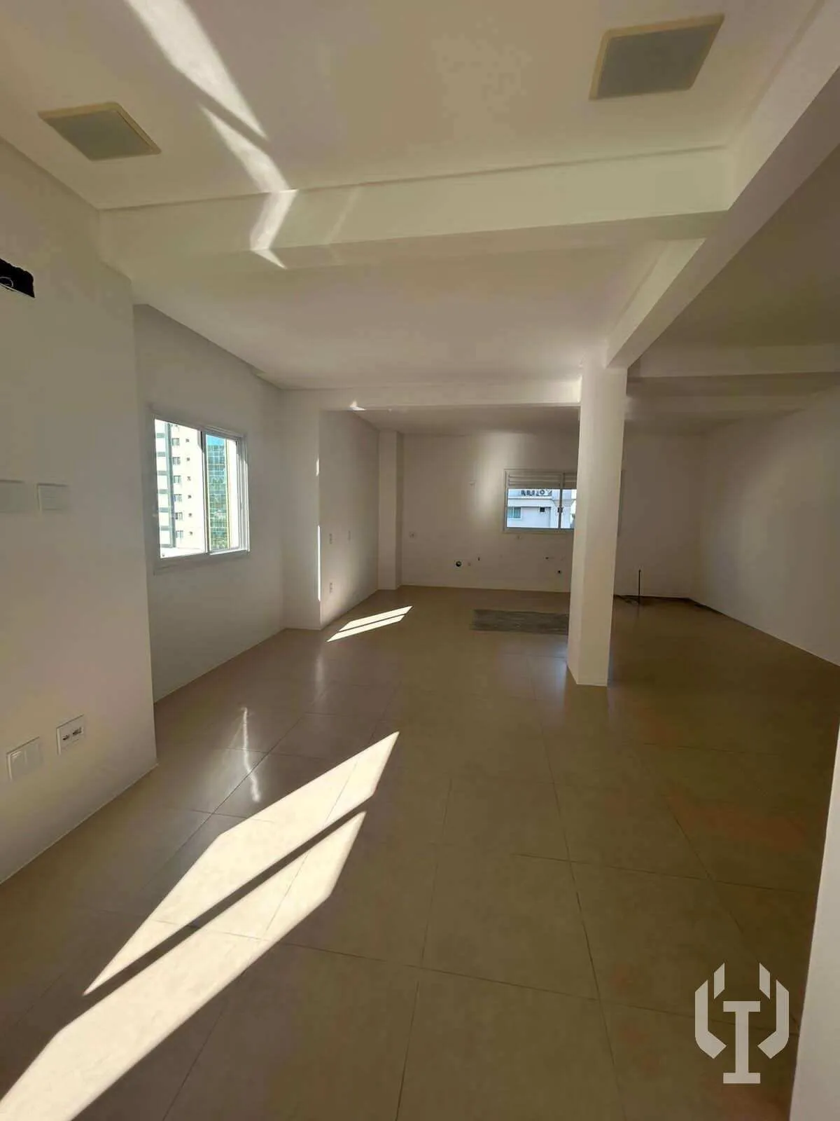 Imagem Apartamento à venda, no Norma Perfol, em Itapema, Centro, com 2 quartos, 220m2