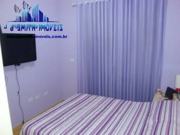 Imagem CASA EM CONDOMÍNIO, 264m², 3 DORMS (1 SUÍTE). CONDOMÍNIO COM LAZER DE CLUBE