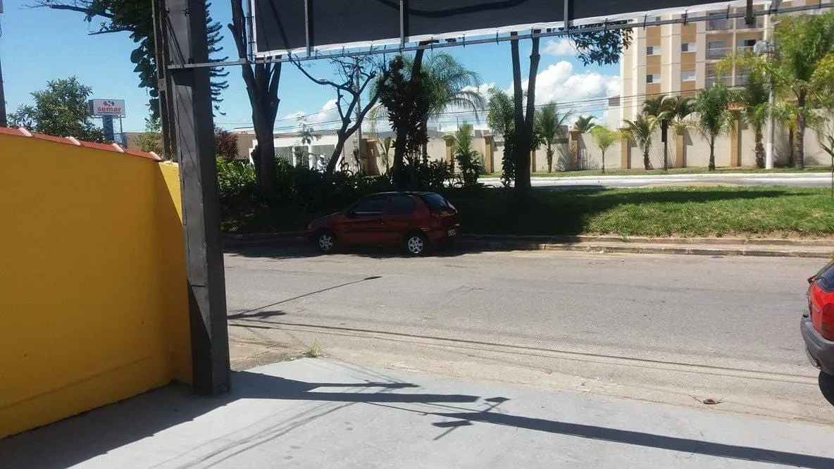 Imagem Comercial à venda 6 Quartos, 3 Vagas, 250M², Parque Jaraguá, Taubaté - SP
