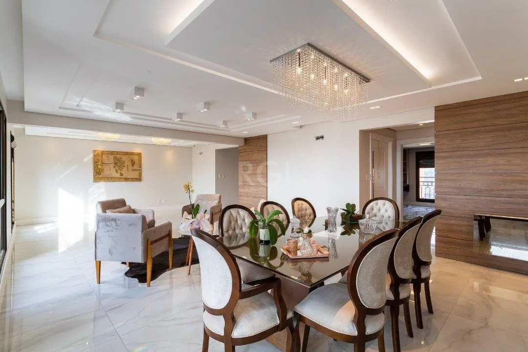 Imagem Apartamento para Venda - 323m², 3 dormitórios, sendo 3 suites, 4 vagas - Centro