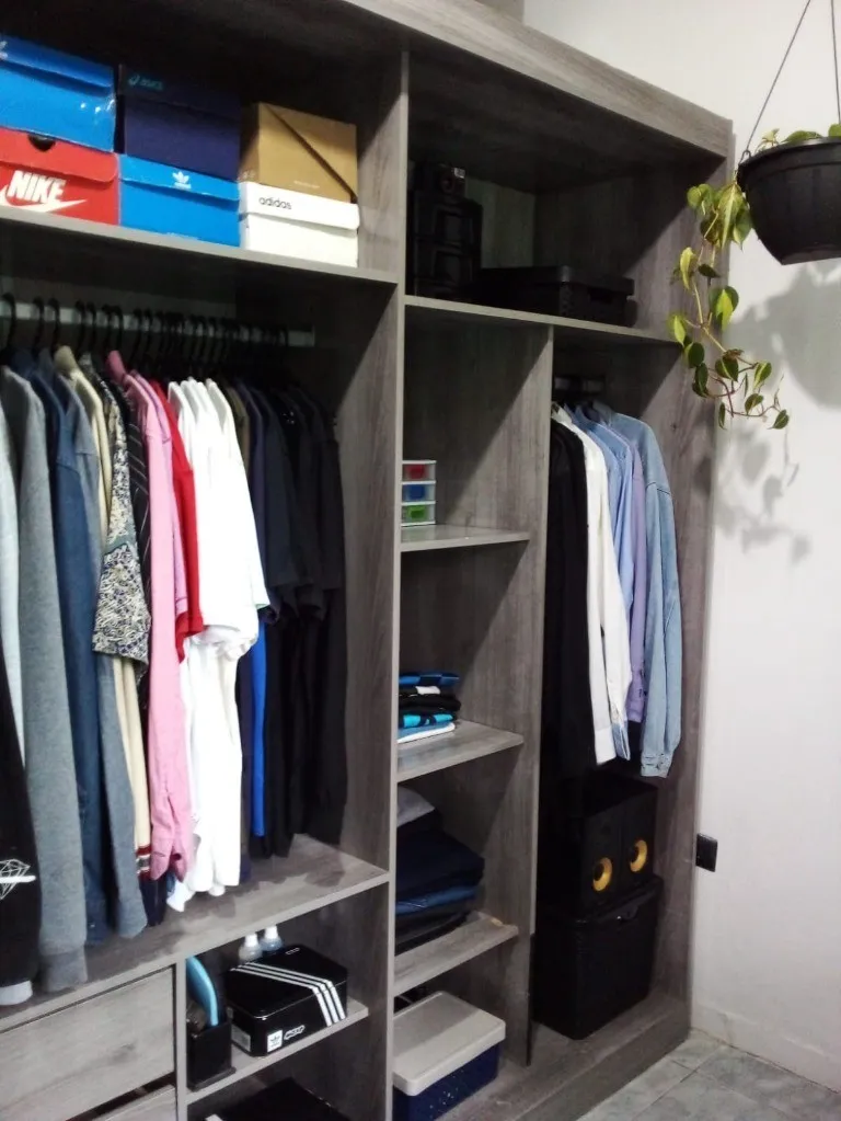 Imagem Casa à venda em Santo André-SP, Jardim Monções! 3 quartos, 1 suíte, 2 banheiros, 2 vagas de garagem, 163m². Confira!