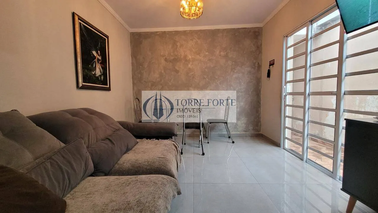 Imagem Casa Terrea com 2 dormitorios 1 vaga , Quintal no Jardim Vila Formosa.