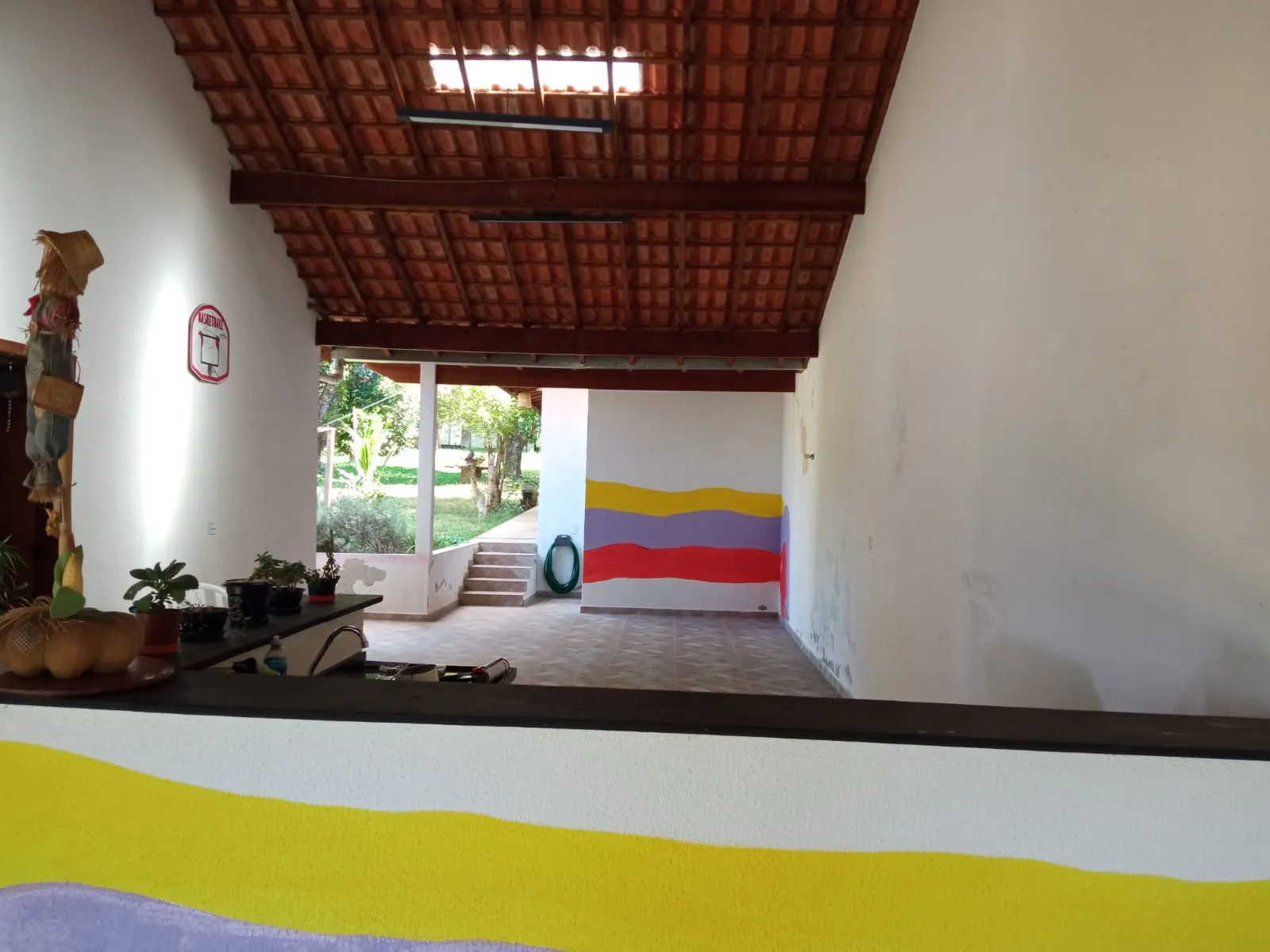 Imagem Somente R$ 650.000mil Casa com 300m²,3 Dor, sendo uma Suite 800m² de Terreno em Condomínio Aquários Araçoiaba Da Serra/SP