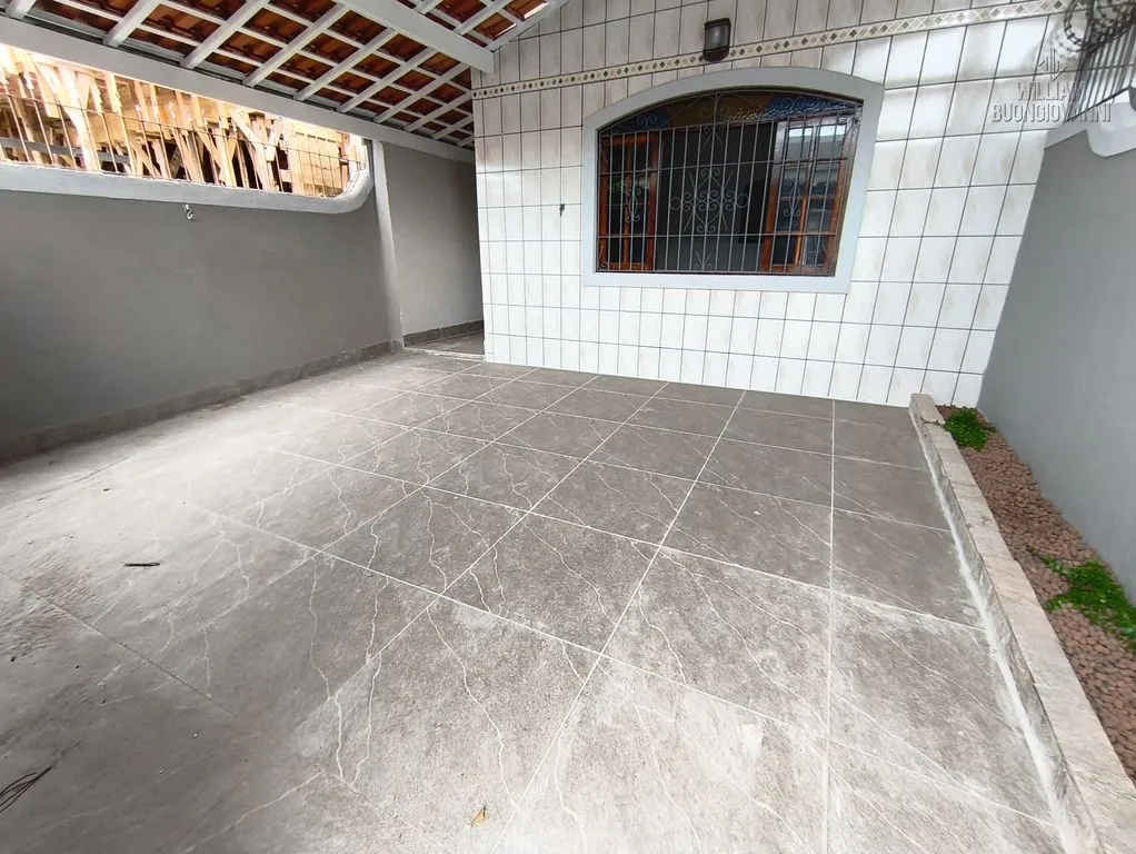 Imagem MARAVILHOSA CASA COM PISCINA 2 QUARTOS, 300 METROS DO MAR - Apenas R$ 780.000,00