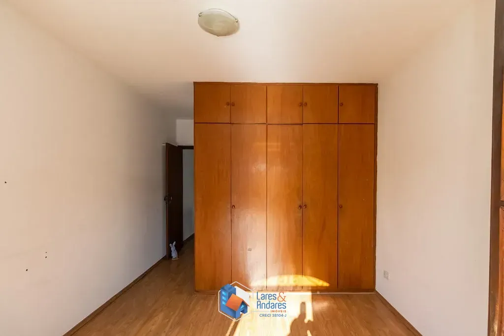 Imagem Casa à venda 4 Quartos 1 Suite 2 Vagas 180M² Jardim Umuarama São Paulo - SP