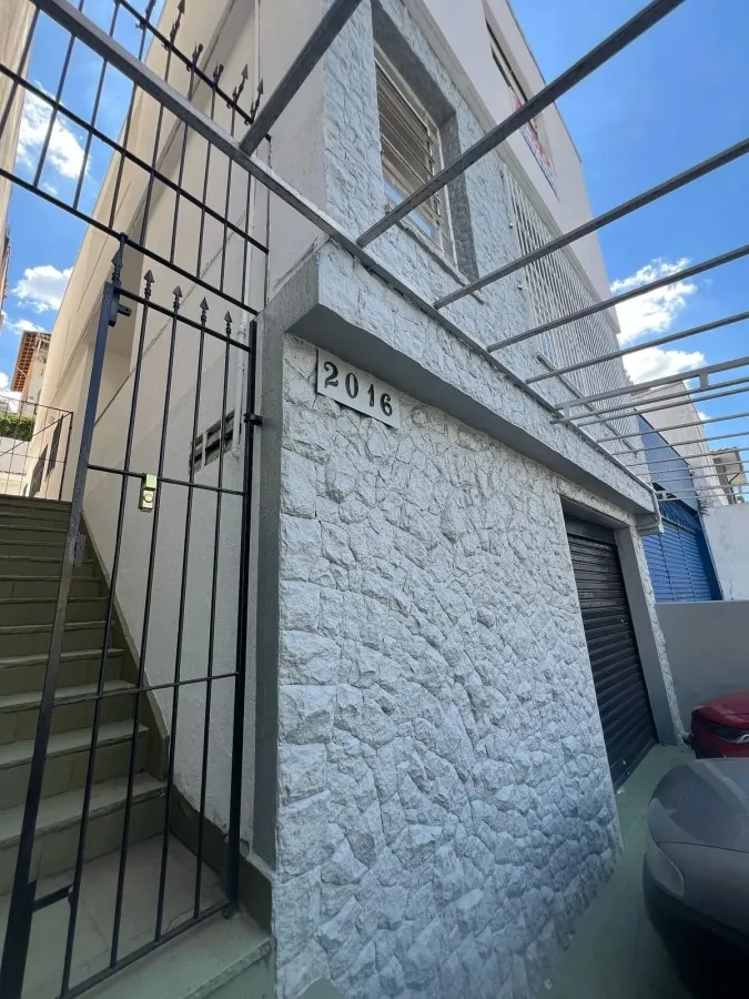 Imagem Casa para Venda em São Paulo, Vila Pompéia, 1 banheiro, 3 vagas