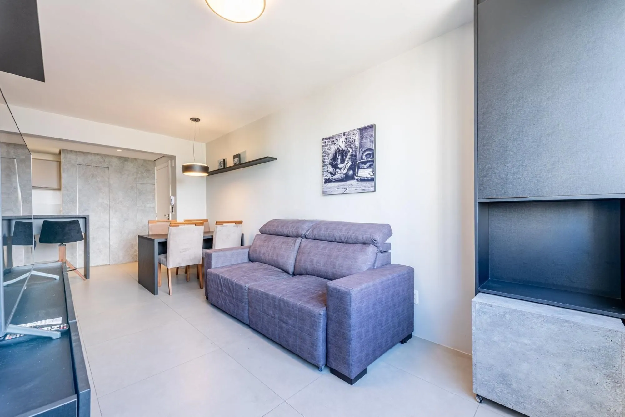Imagem Apartamento com 53.37m², 1 dorm, Três Figueiras, Porto Alegre/RS