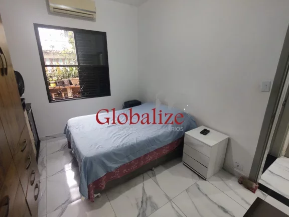 Imagem Lindo apartamento Térreo de 2 dormitórios com quintal externo privativo no bairro do Macuco em Santos (SP) por R$.320.000,00 !