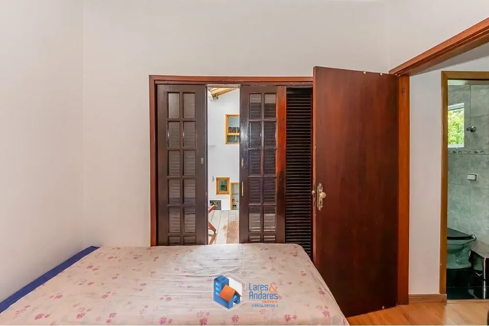 Imagem Casa à venda 3 Quartos 1 Suite 3 Vagas 247M² Guarapiranga São Paulo - SP