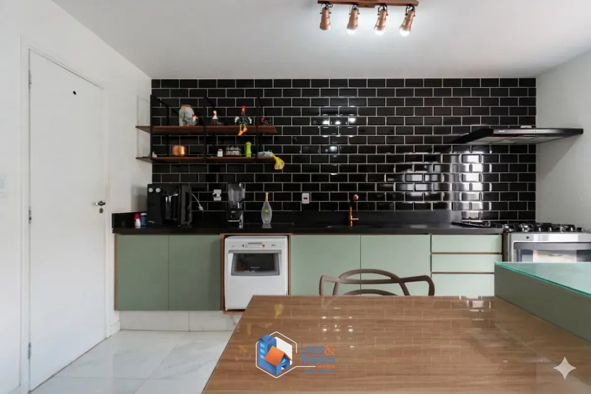 Imagem Sobrado para venda em Planalto Paulista com 3 quartos, sendo 3 suítes, 175m²
